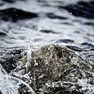 NATULIQUE Dark Tone Dry Shampoo