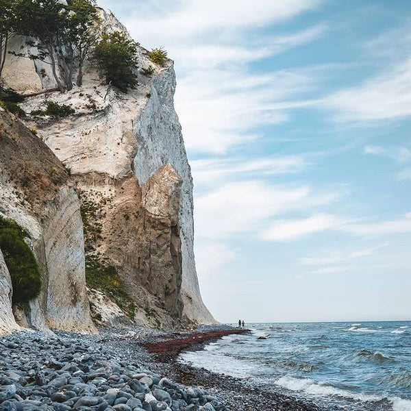 NATULIQUE Medium Hold Hair Spray